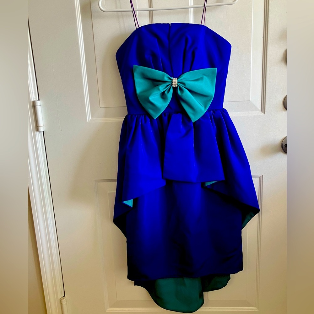 Beautiful Party Dress. Like new!
